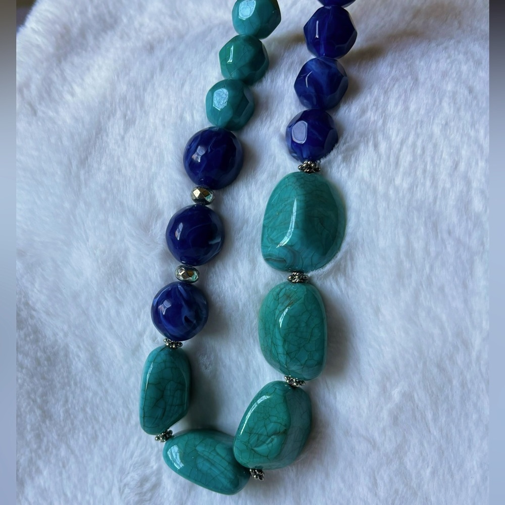 2for$8 Turquoise & royal blue necklace